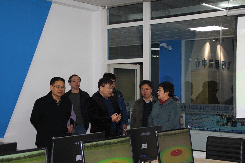 1510627416644790.jpg 河北智飛極農(nóng)無(wú)人機(jī)科技|保定ASFC無(wú)人機(jī)駕駛員培訓(xùn)考證|打藥撒藥噴藥植保無(wú)人機(jī)